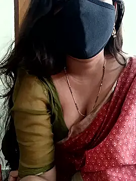 Snapshot of yoursana- chatting on February 21, 2025, 7:34 am yoursana- online show from February 21, 2025, 7:34 am