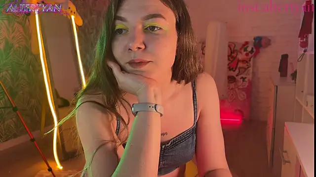 Snapshot of altertyan chatting on May 8, 2026, 4:45 pm altertyan online show from May 8, 2026, 4:45 pm