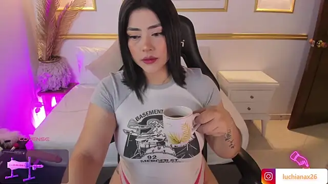 Snapshot of lucy26_ chatting on March 1, 2025, 12:28 am lucy26 online show from March 1, 2025, 12:28 am