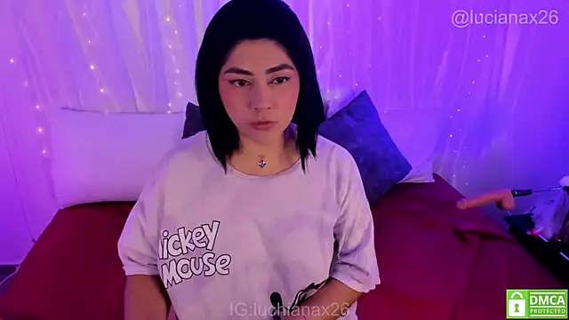 lucy26  online show from December 18, 2025, 3:23 am