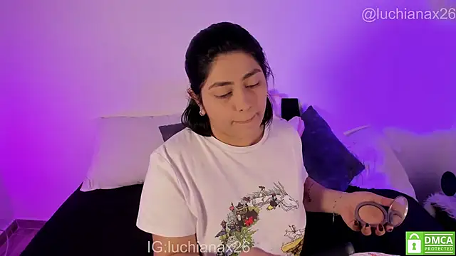 lucy26  online show from March 10, 2026, 3:11 am