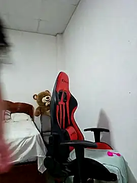 Mary pinkish online show from October 2, 2025, 10:06 pm