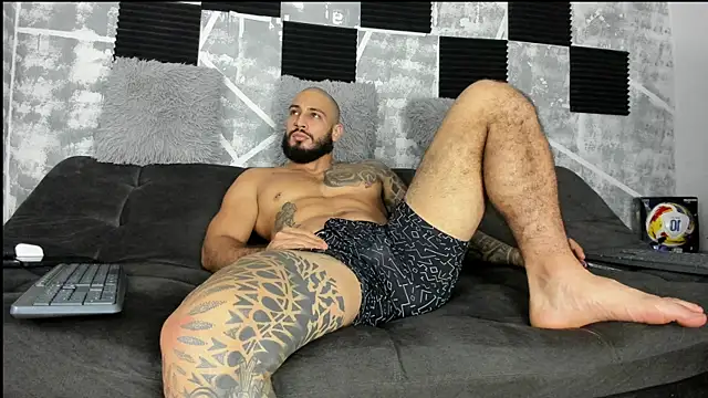 leonidas 18k online show from June 10, 2026, 3:29 am