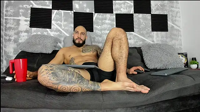 leonidas 18k online show from June 14, 2026, 10:34 pm
