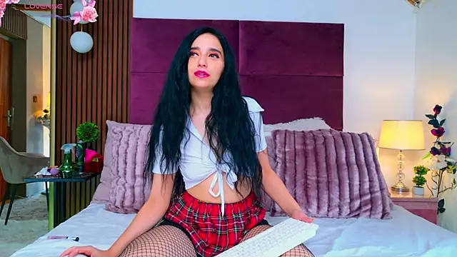 Snapshot of VanessaAngel chatting on June 22, 2026, 5:48 am VanessaAngel online show from June 22, 2026, 5:48 am