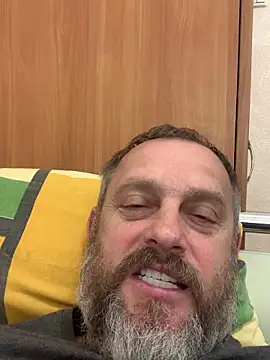 Snapshot of GHsveter chatting on May 21, 2026, 7:04 am GHsveter online show from May 21, 2026, 7:04 am