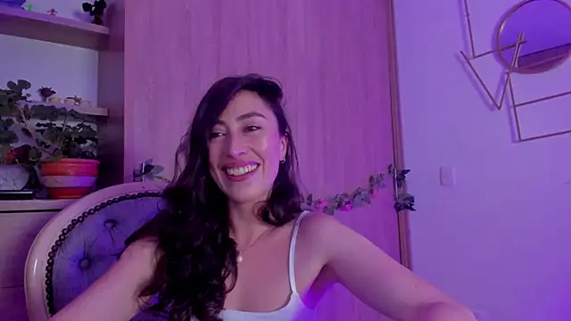Snapshot of Amatiista chatting on March 20, 2026, 2:49 am Amatiista online show from March 20, 2026, 2:49 am