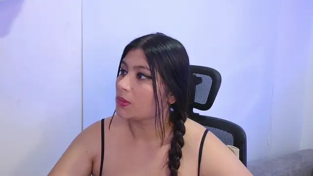 Snapshot of annylouis chatting on September 30, 2025, 7:19 pm annylouis online show from September 30, 2025, 7:19 pm