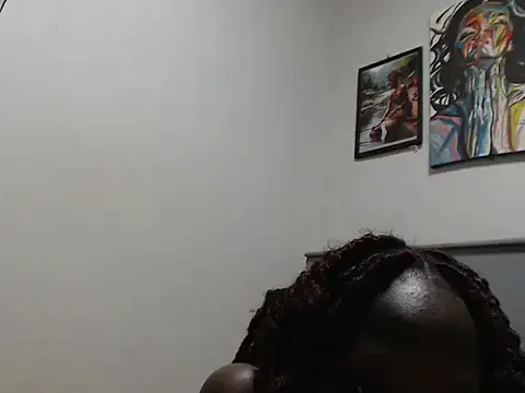 Snapshot of CandyLovesU2 chatting on December 2, 2025, 8:37 pm CandyLovesU2 online show from December 2, 2025, 8:37 pm