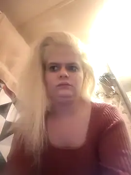 Snapshot of BadAssBitchMakayla chatting on February 8, 2026, 11:41 pm BadAssBitchMakayla online show from February 8, 2026, 11:41 pm