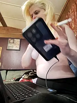 Snapshot of BadAssBitchMakayla chatting on February 19, 2026, 2:51 am BadAssBitchMakayla online show from February 19, 2026, 2:51 am