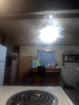 Snapshot of BadAssBitchMakayla chatting on April 4, 2026, 9:34 pm BadAssBitchMakayla online show from April 4, 2026, 9:34 pm