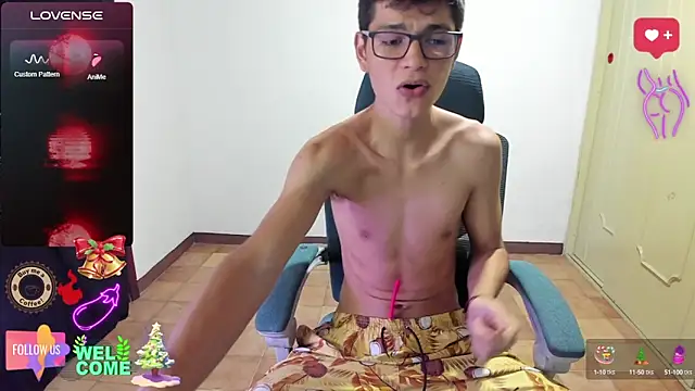 Snapshot of GoldenProject chatting on January 7, 2025, 2:20 am GoldenProject online show from January 7, 2025, 2:20 am