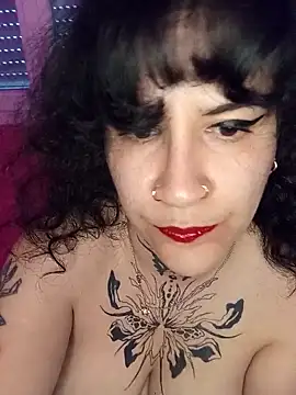 callmelouve online show from May 4, 2026, 5:09 pm