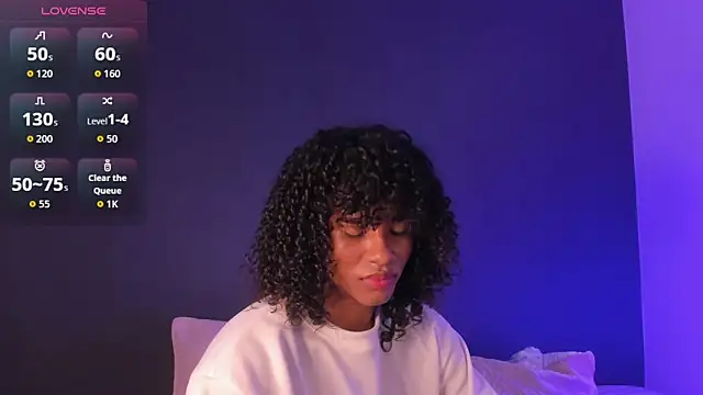 Snapshot of Lucas_eevans chatting on September 22, 2025, 1:46 pm Lucas eevans online show from September 22, 2025, 1:46 pm