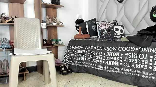MirandaHaguen online show from June 13, 2026, 8:51 pm