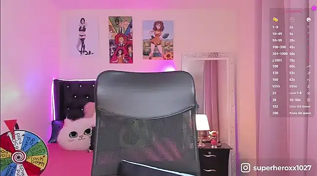 Snapshot of superheroxx chatting on January 24, 2025, 12:52 am superheroxx online show from January 24, 2025, 12:52 am