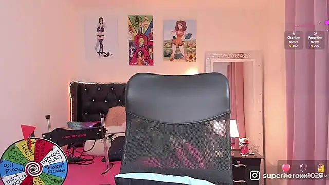 Snapshot of superheroxx chatting on September 24, 2025, 12:58 am superheroxx online show from September 24, 2025, 12:58 am