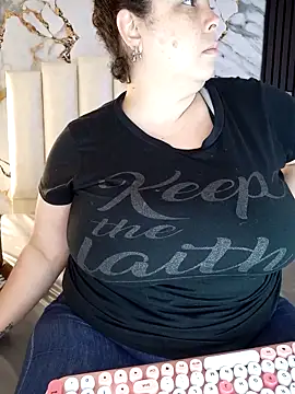 mollieblue69 online show from April 30, 2026, 12:44 pm