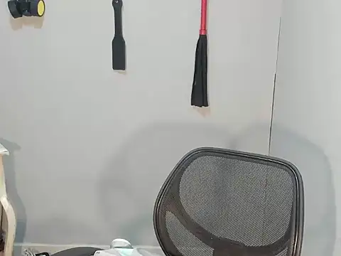sandyquinnxx online show from April 28, 2026, 4:12 pm