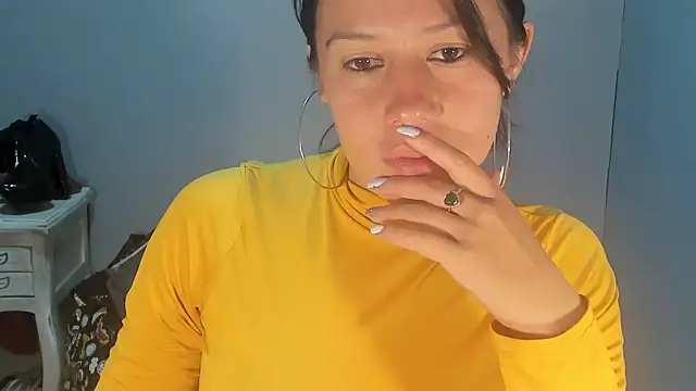 Snapshot of sandyquinnxx chatting on May 7, 2026, 4:01 pm sandyquinnxx online show from May 7, 2026, 4:01 pm