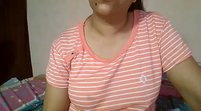 Snapshot of tharu_sweet chatting on February 20, 2025, 3:08 pm tharu sweet online show from February 20, 2025, 3:08 pm