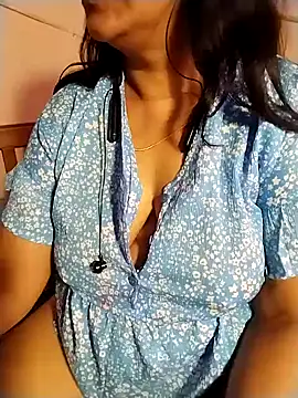 Snapshot of tharu_sweet chatting on September 20, 2025, 6:03 am tharu sweet online show from September 20, 2025, 6:03 am