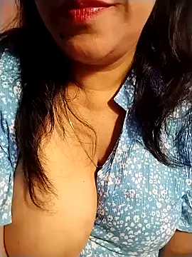 Snapshot of tharu_sweet chatting on November 19, 2025, 8:09 pm tharu sweet online show from November 19, 2025, 8:09 pm