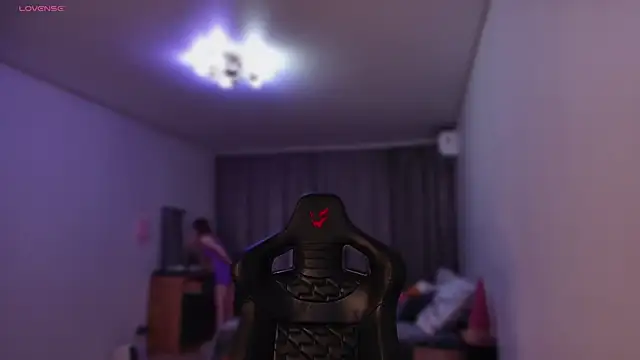 Snapshot of _whiteprincess chatting on December 5, 2024, 11:05 am whiteprincess online show from December 5, 2024, 11:05 am