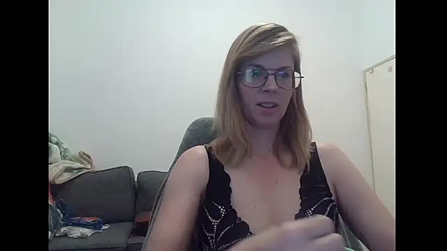 SavannaGirly online show from January 10, 2026, 8:16 am