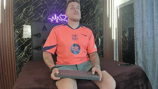 Snapshot of keane_lee chatting on October 31, 2025, 1:01 pm keane lee online show from October 31, 2025, 1:01 pm