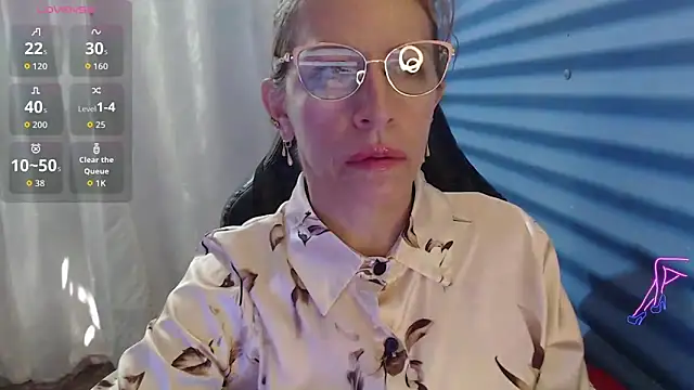 Chayla Ruiz online show from April 22, 2026, 3:13 pm