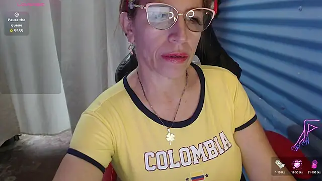 Snapshot of Chayla_Ruiz chatting on June 17, 2026, 9:27 pm Chayla Ruiz online show from June 17, 2026, 9:27 pm