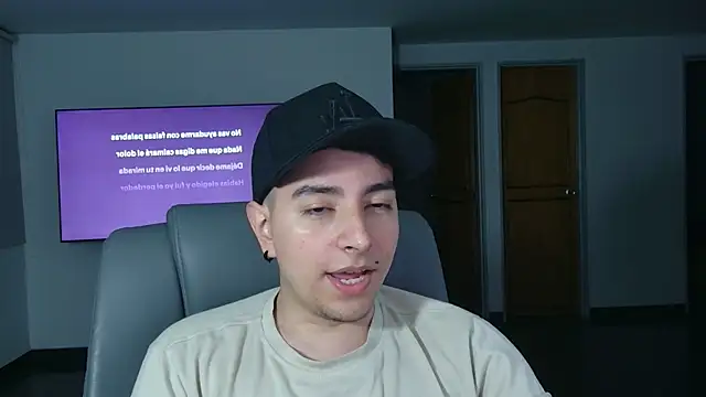 Jhoan saenz online show from November 2, 2025, 12:24 am