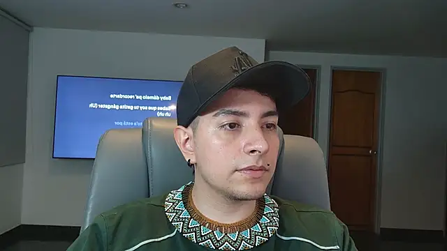 Jhoan saenz online show from November 8, 2025, 1:17 am