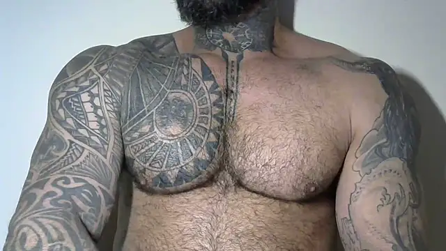 Snapshot of muscle1976 chatting on December 23, 2024, 1:29 am muscle1976 online show from December 23, 2024, 1:29 am