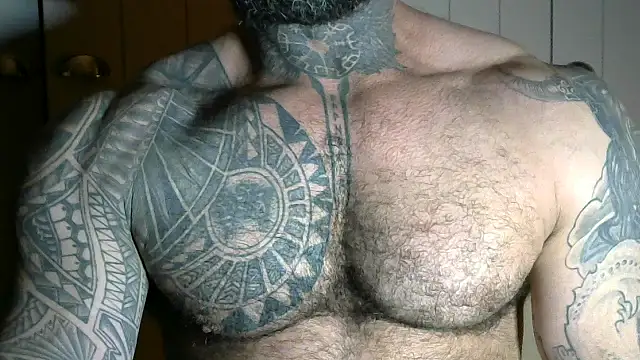 Snapshot of muscle1976 chatting on September 25, 2025, 8:45 pm muscle1976 online show from September 25, 2025, 8:45 pm