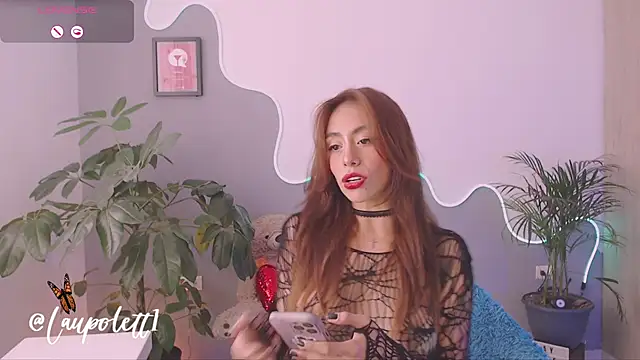 Snapshot of LauPolett chatting on March 16, 2025, 9:47 pm LauPolett online show from March 16, 2025, 9:47 pm