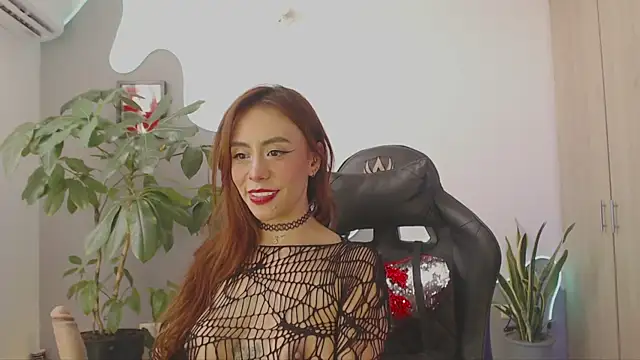 Snapshot of LauPolett chatting on March 1, 2026, 10:01 pm LauPolett online show from March 1, 2026, 10:01 pm