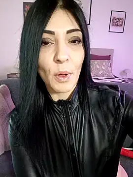 Snapshot of AryaSummersReal chatting on March 2, 2025, 4:32 pm AryaSummersReal online show from March 2, 2025, 4:32 pm