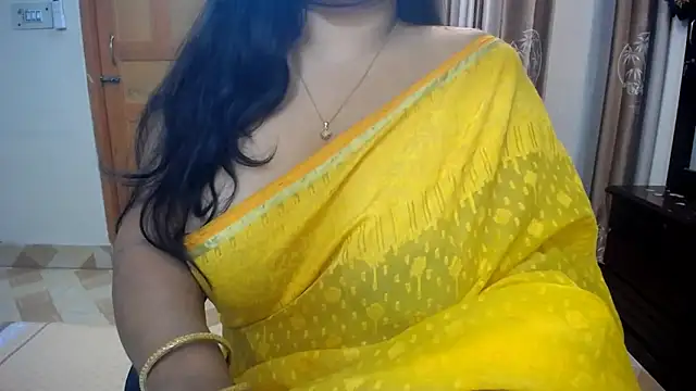 Snapshot of lady_maeda_ chatting on December 12, 2024, 7:15 pm lady maeda online show from December 12, 2024, 7:15 pm