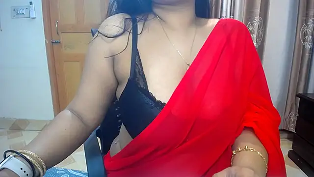 Snapshot of lady_maeda_ chatting on February 5, 2025, 10:22 pm lady maeda online show from February 5, 2025, 10:22 pm