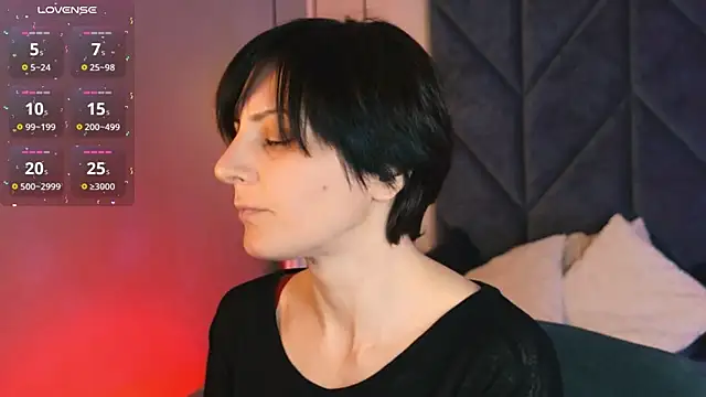 LorenDaze online show from April 28, 2026, 6:18 am