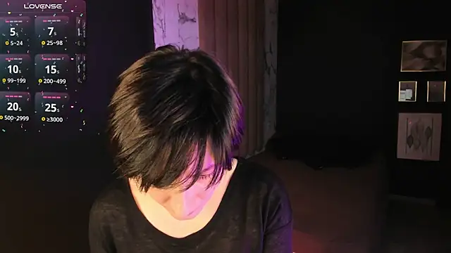 LorenDaze online show from April 29, 2026, 6:28 am