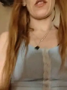 eatmeplease44 online show from June 14, 2026, 12:52 am