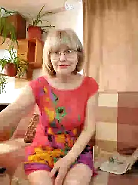 Snapshot of IrmaRose chatting on March 7, 2025, 7:08 am IrmaRose online show from March 7, 2025, 7:08 am