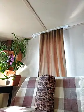 Snapshot of IrmaRose chatting on September 16, 2025, 4:46 am IrmaRose online show from September 16, 2025, 4:46 am