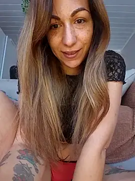 Lola-Roxx online show from April 19, 2026, 7:51 am
