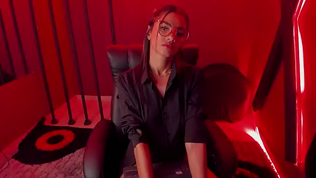 Snapshot of liagirl_cute chatting on January 26, 2025, 5:45 am liagirl cute online show from January 26, 2025, 5:45 am