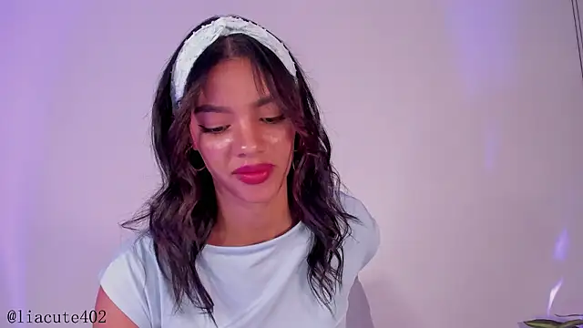 liagirl cute online show from February 23, 2026, 4:21 am